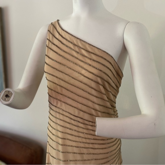 Ralph Lauren NWT Beautiful Sequin Evening Gown Size 16 - Picture 8 of 8